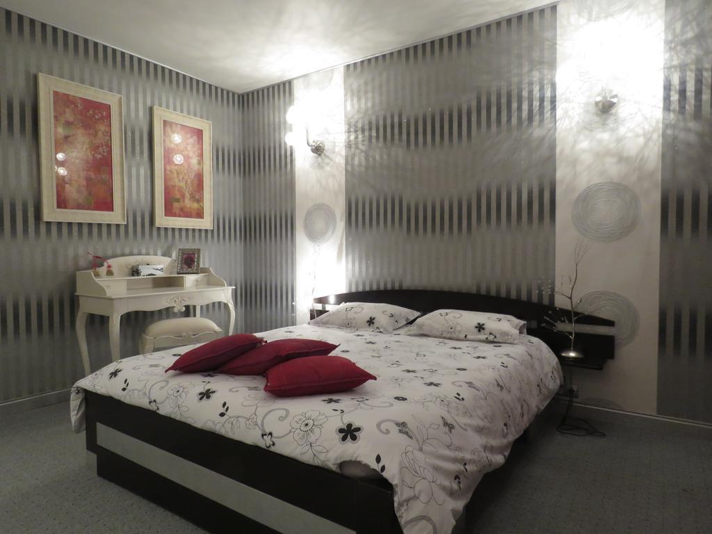 Champagne Gilmaire-Etienne Bed & Breakfast Binson-et-Orquigny Ruang foto
